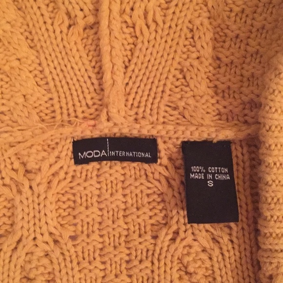Victoria's Secret Moda International Mustard Cable Knit Sweater Small EUC - Picture 2 of 12